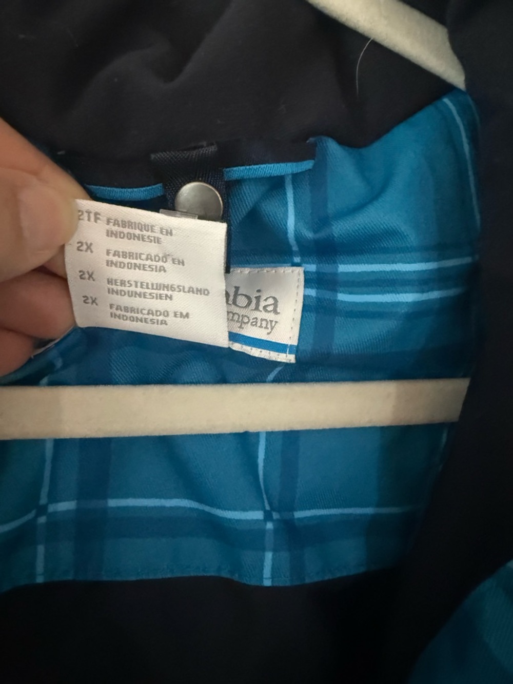 Columbia Blue Plaid Hooded ski jacket. - Picture 5 of 11